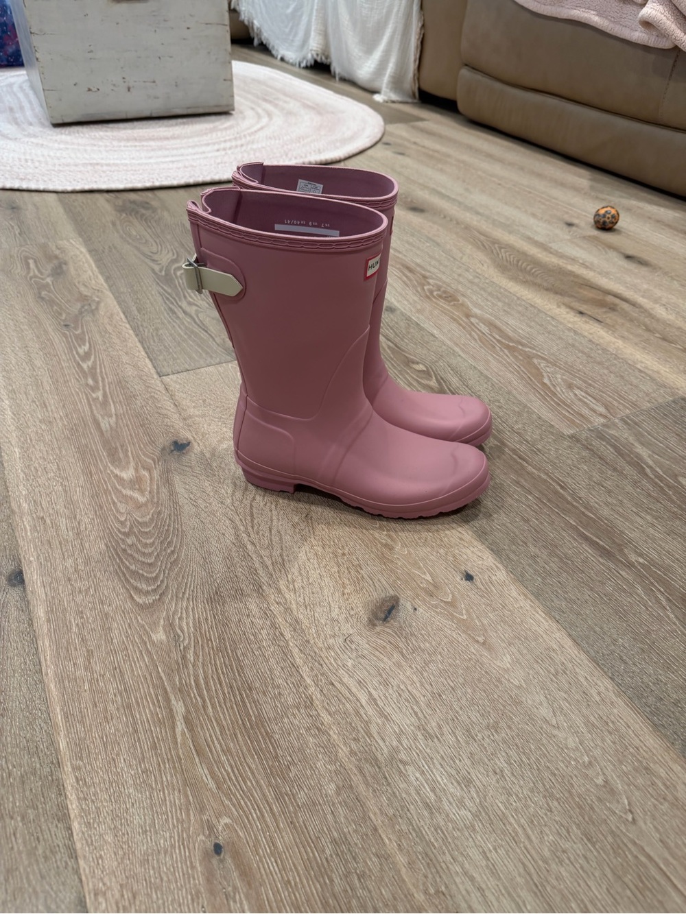 Hunter Pink Women's Original Rain Boots - Picture 4 of 6